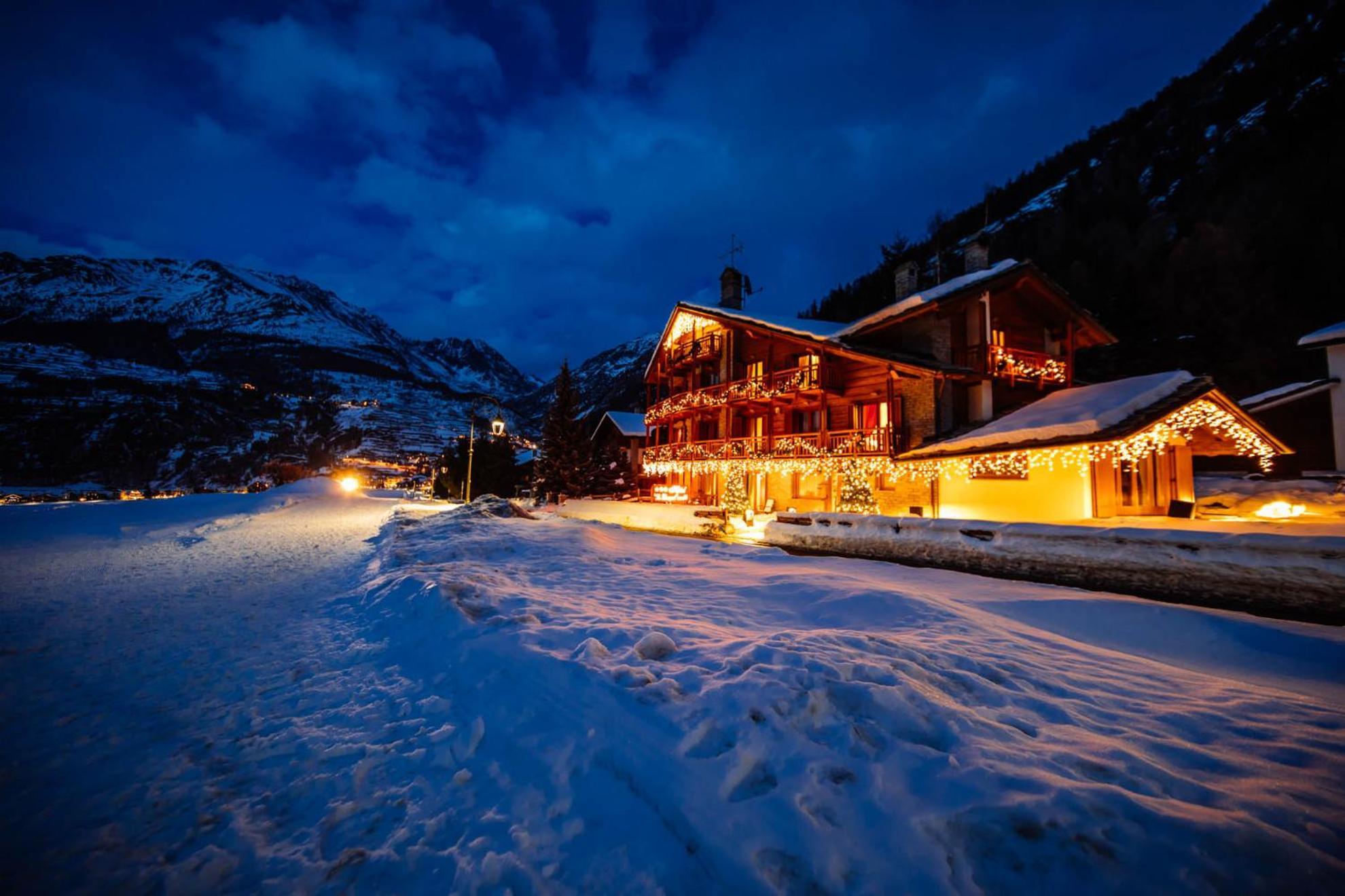 Hotel Le Bouquet - Adults Only Cogne Buitenkant foto