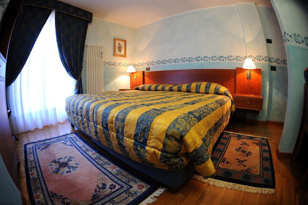 Hotel Le Bouquet - Adults Only Cogne Buitenkant foto