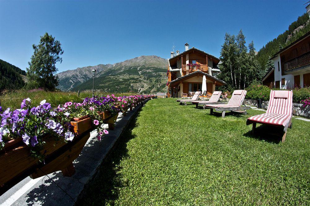 Hotel Le Bouquet - Adults Only Cogne Buitenkant foto